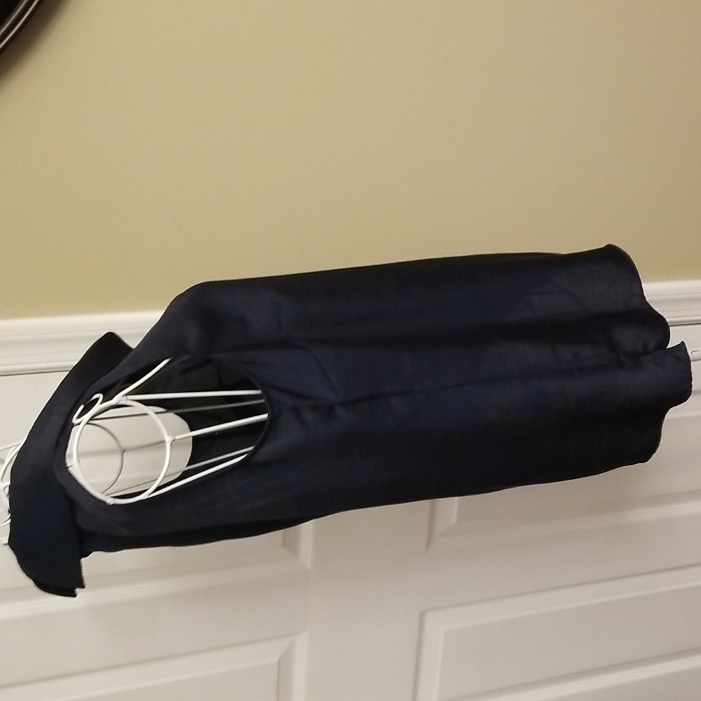 Dark Navy Talbots top - Picture 3 of 7